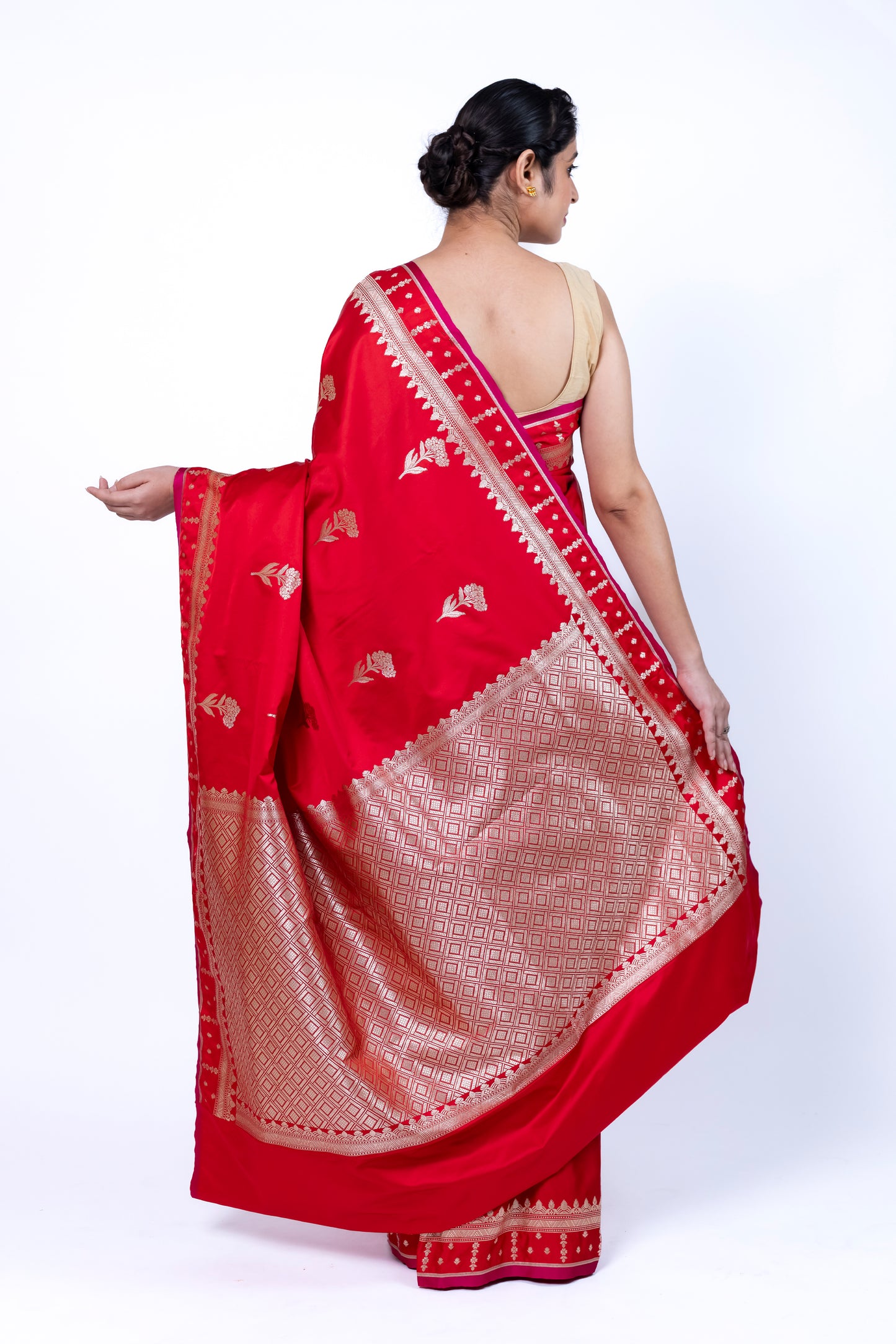 Red Banarasi Mashru Silk Saree